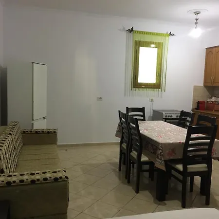 Albear * Vlorë